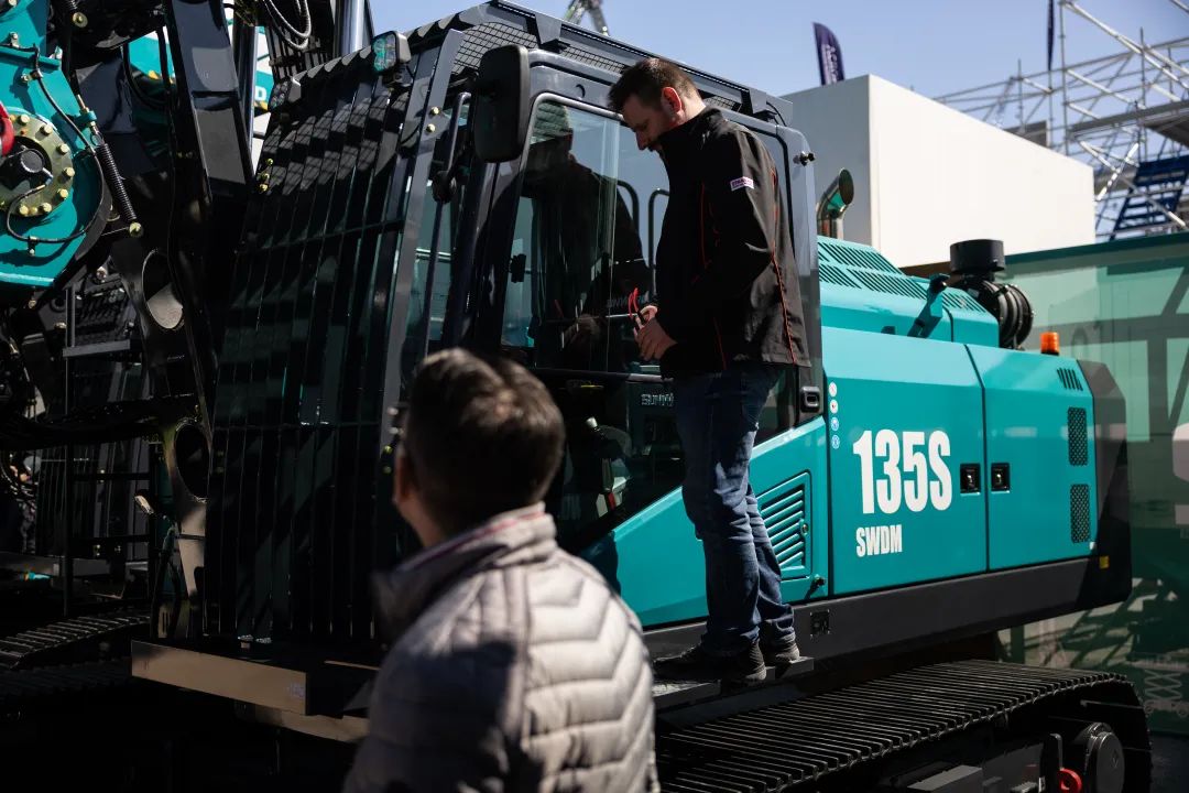 Bauma 2025 | 高端定制！山河智能Pro系列旋挖鉆機燃爆全場